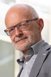 Portretfoto Luc Van de Ven (fotograaf: Jürgen Doom)